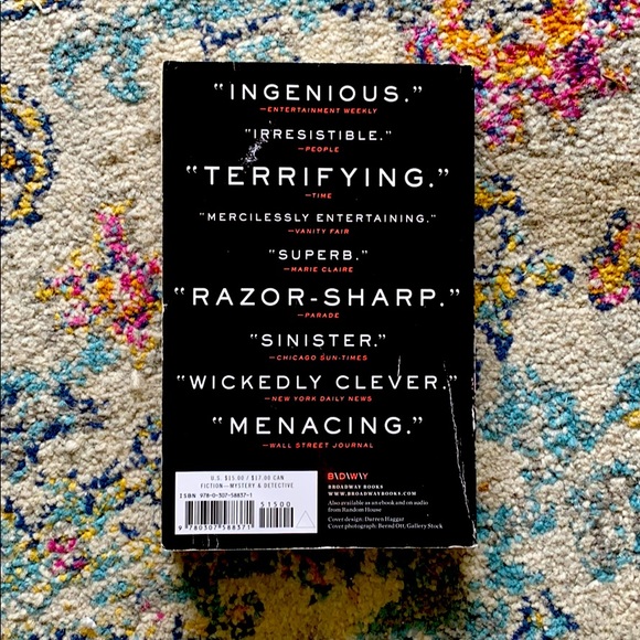 Gone Girl book by Gillian Flynn - Picture 2 of 2